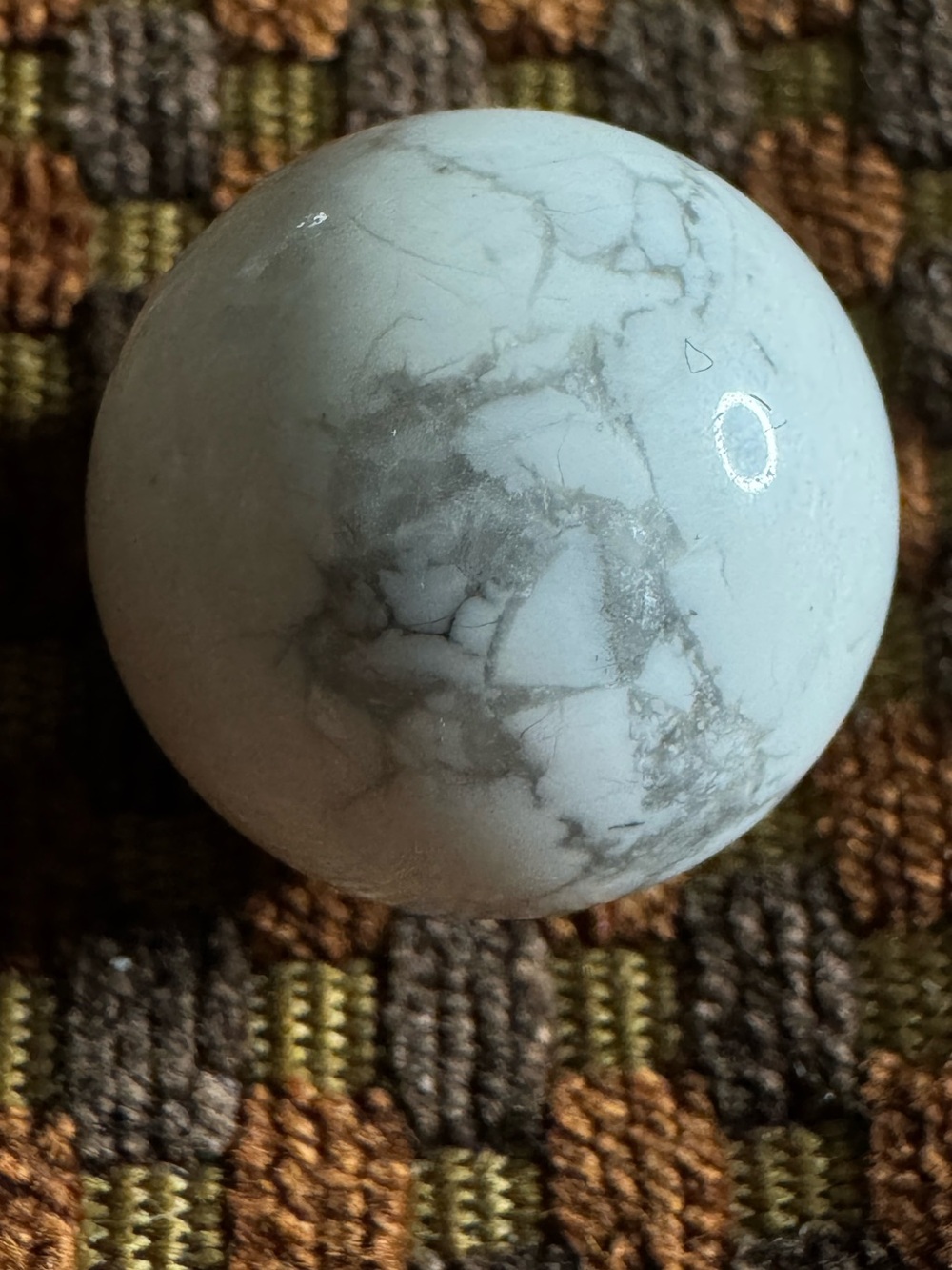 Gemstone Sphere Set_Howlite, Milky Qrtz, Strawberry Quartz & Dragon Blood Jasper - Picture 4 of 11